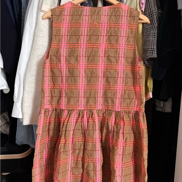 Sleeveless Button-Down Midi Dress by Amente - Picture 11 of 11